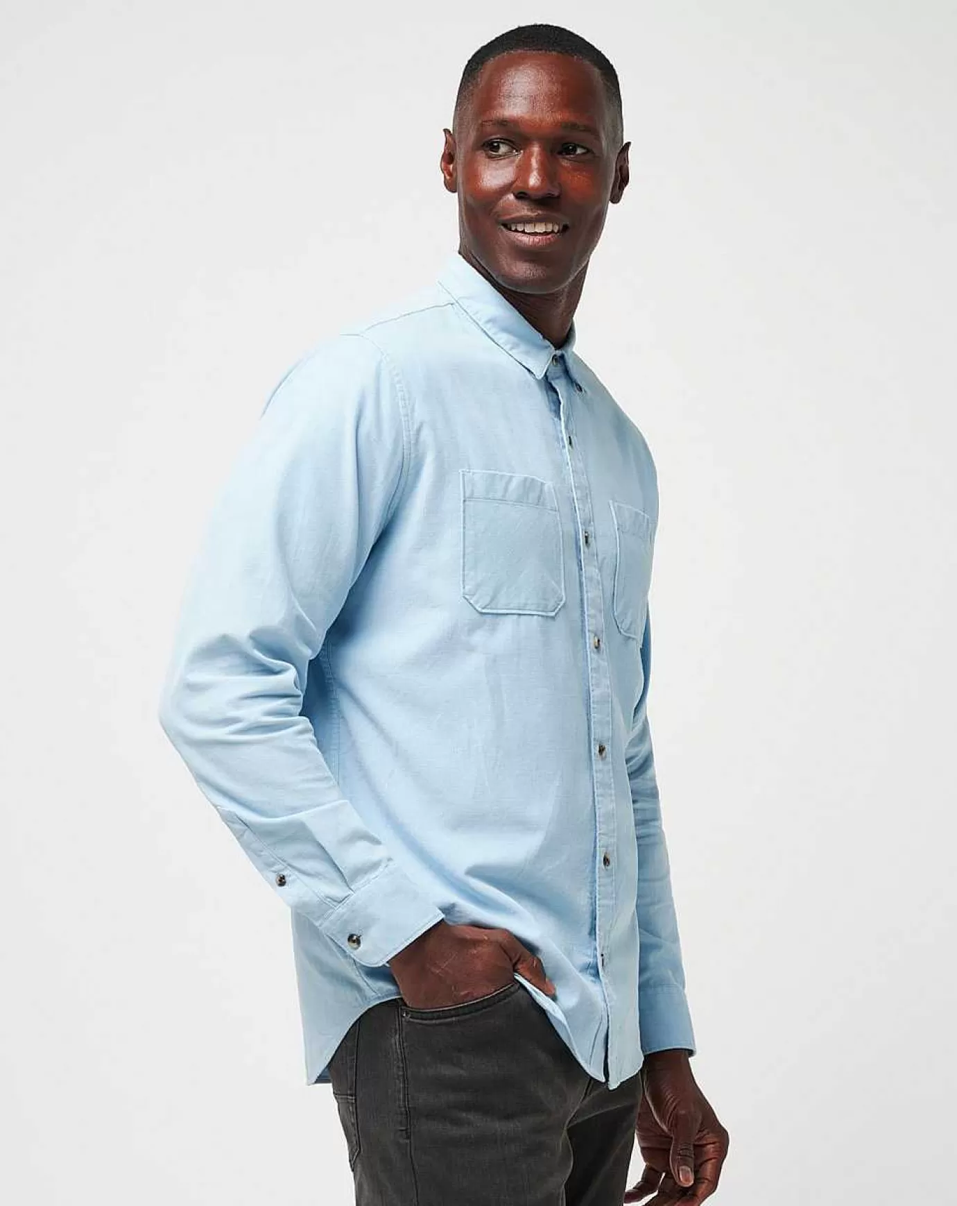 Clearance Travis Mathew Barrel Of Laughs Button-Up Dream Blue