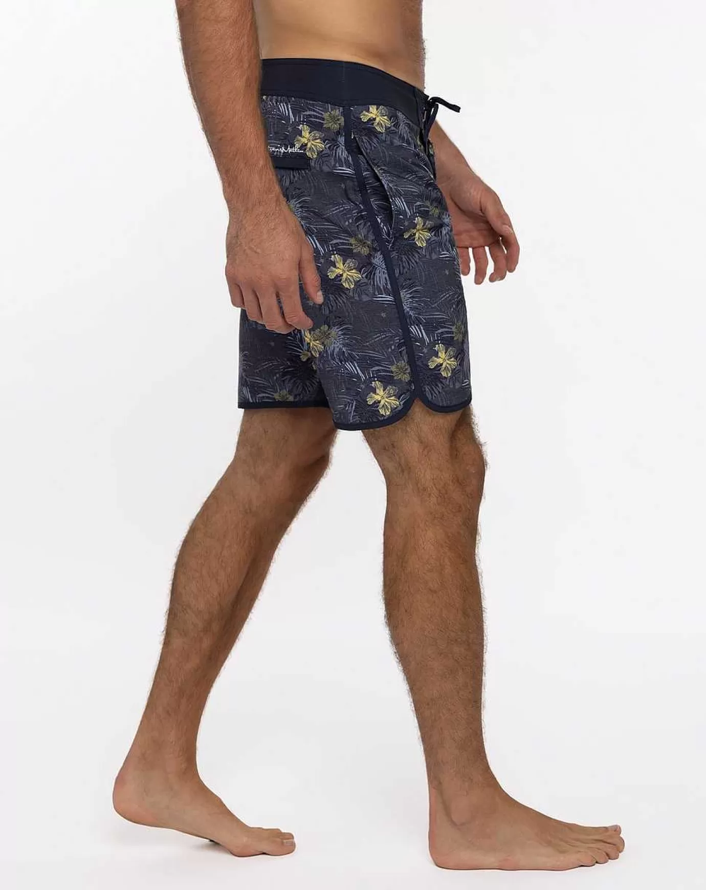 Clearance Travis Mathew Becan Ruins Boardshort Heather Dress Blues