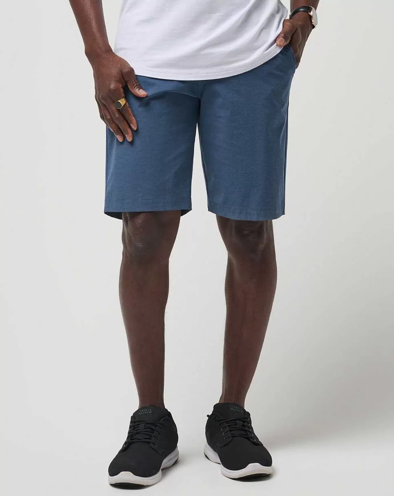 Cheap Travis Mathew Beck Short 9.5In Blue Nights