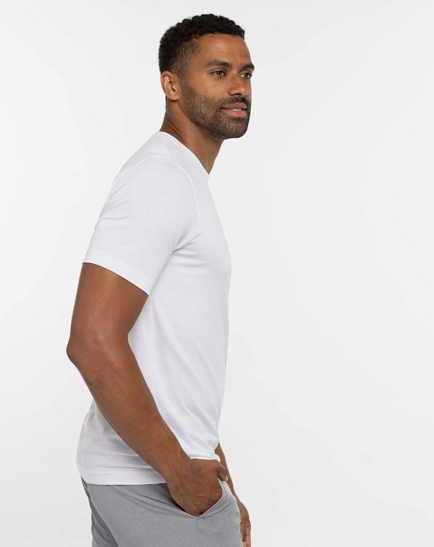 Outlet Travis Mathew Befriend The Bouncer Tee White