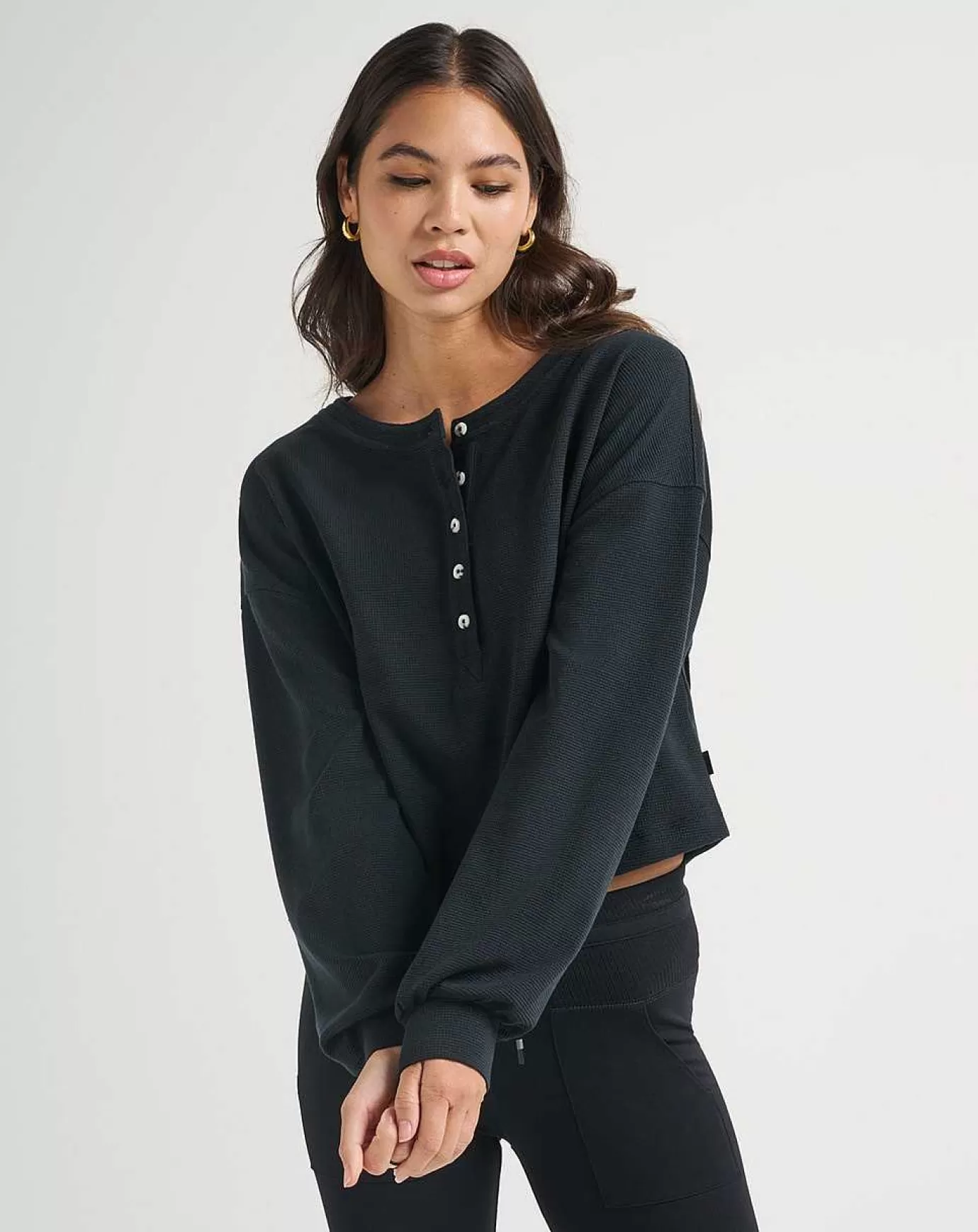 Outlet Travis Mathew Casual Acquaintance Waffle Top Black