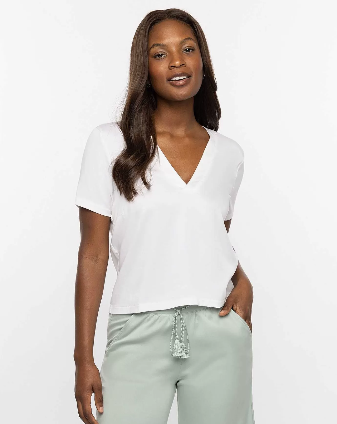 Best Sale Travis Mathew Chase The Light V-Neck Top White