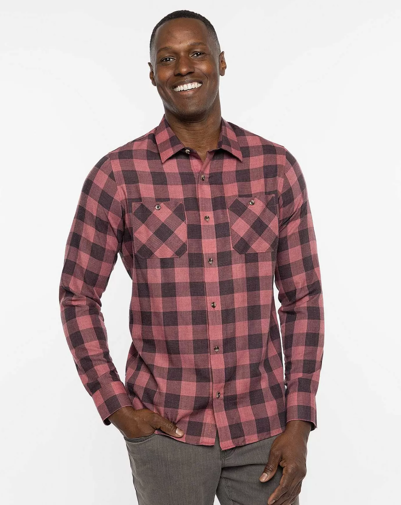 New Travis Mathew Cloud Flannel Plaid Button-Up Earth Red/Black