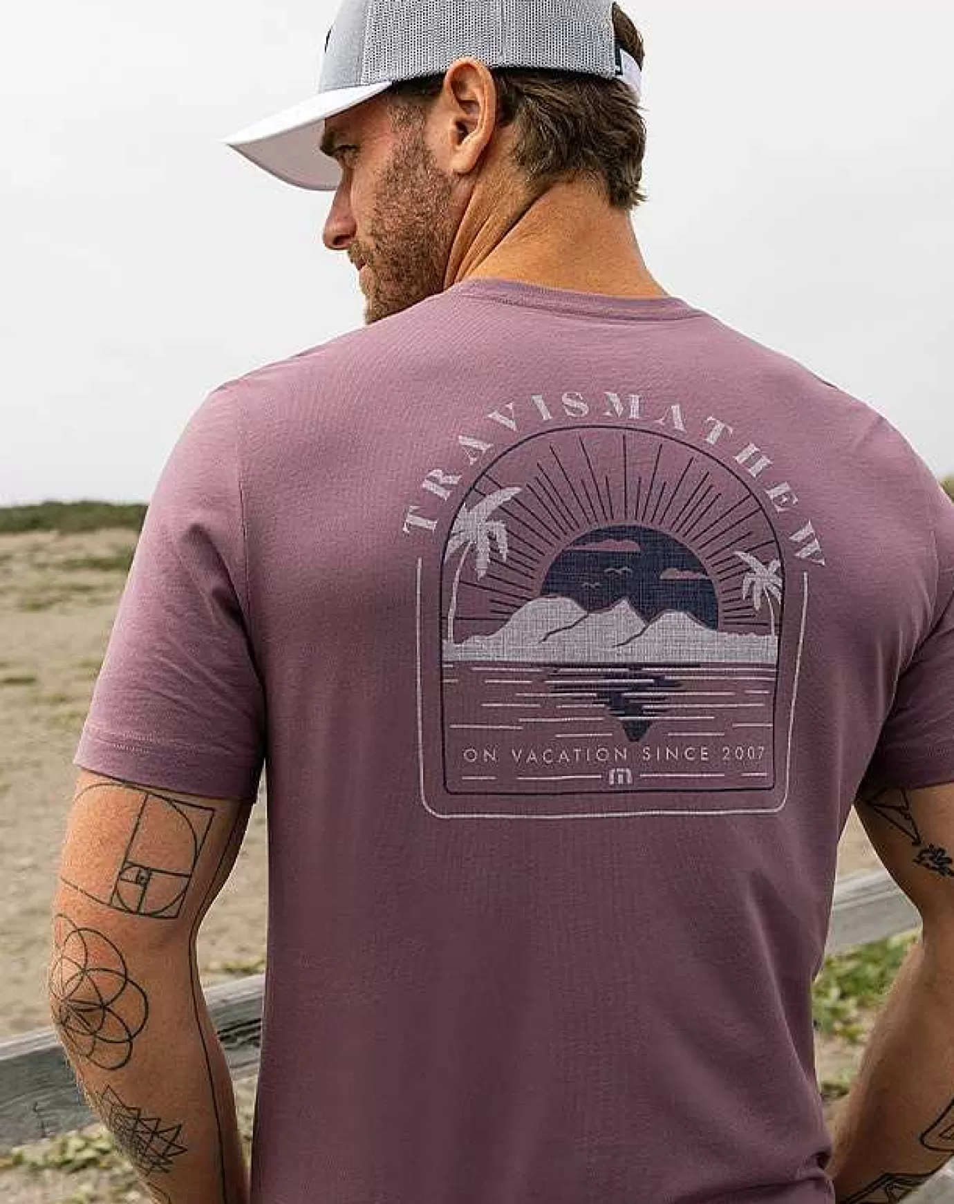 Store Travis Mathew Hit The Lip Tee Flint